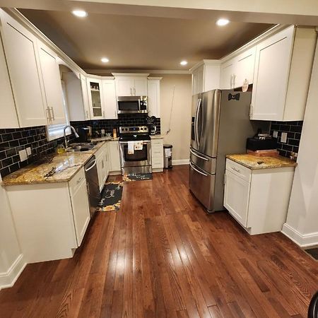 Spacious Newly Renovated Home Атланта Екстер'єр фото